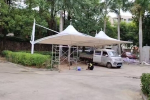 帽顶型膜结构雨棚