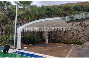 安溪剑斗派出所膜结构停车棚案例｜7 字型双跨汽车遮阳棚 132.3㎡